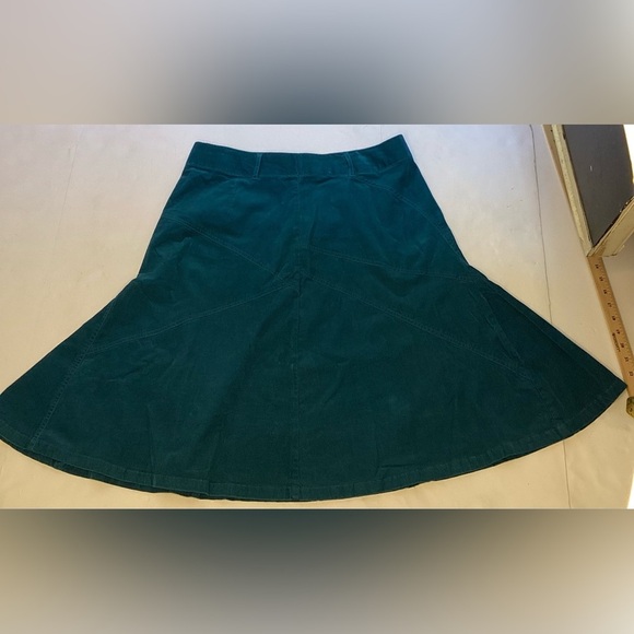 Teal micro corduroy western style skirt. Size 12 - Picture 6 of 9